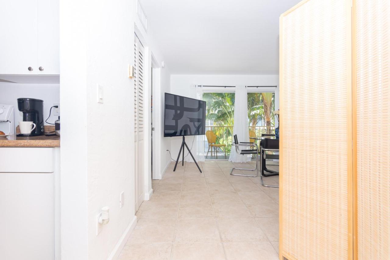 One Bedroom - With Parking & Balcony - Heart Of Wynwood Apartamento *