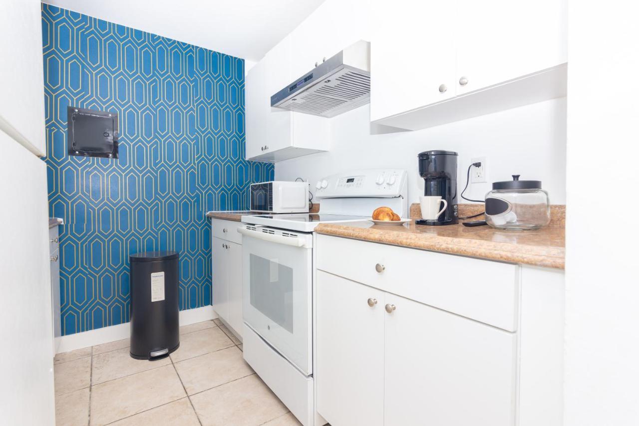 One Bedroom - With Parking & Balcony - Heart Of Wynwood Appartamento