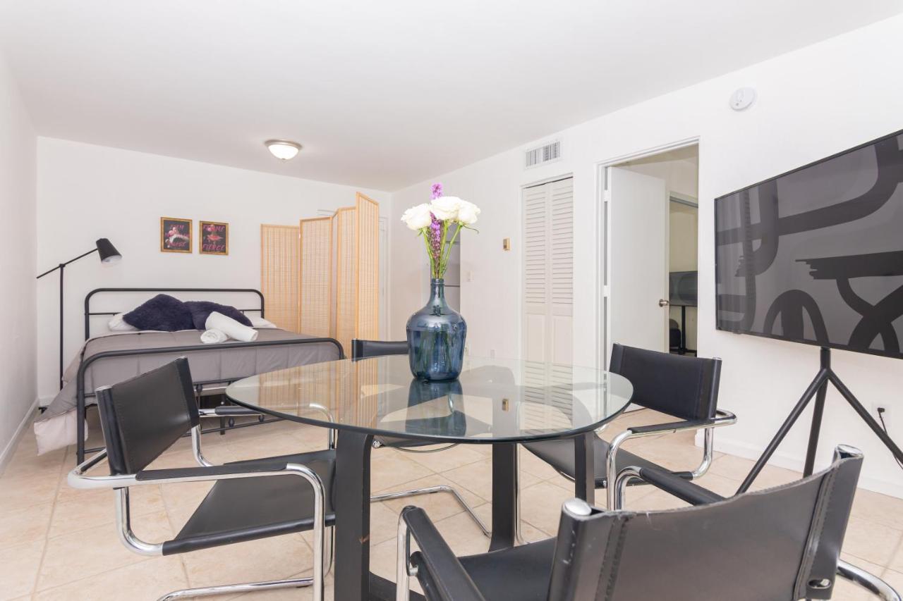 One Bedroom - With Parking & Balcony - Heart Of Wynwood Appartamento